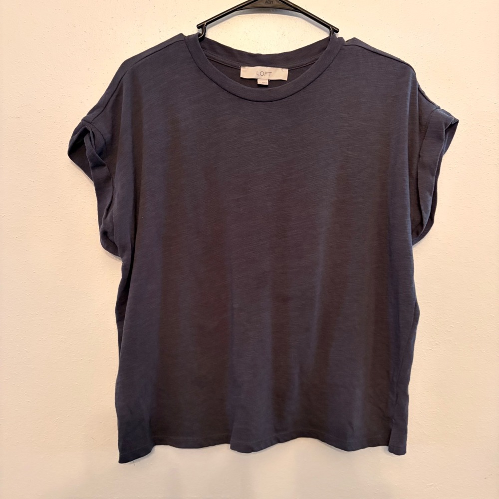 LOFT T-Shirt Womens Small Gray Cuffed Cap Sleeve Slub Knit Crew Neck TOP